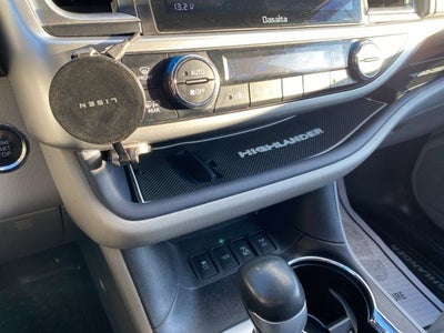 2015 Toyota Highlander Limited Platinum V6