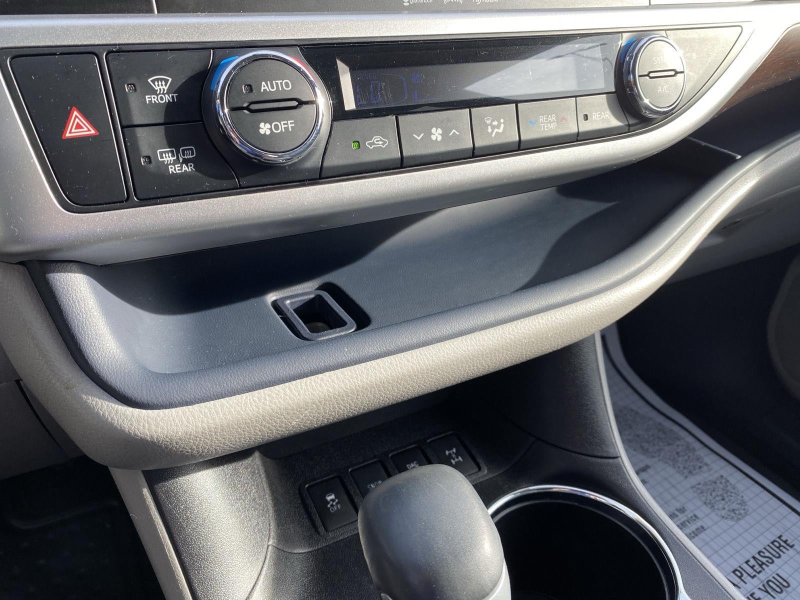 2016 Toyota Highlander Limited