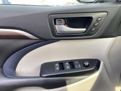 2016 Toyota Highlander Limited