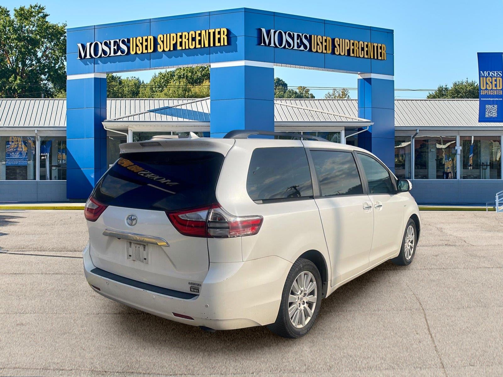 2017 Toyota Sienna Limited Premium 7-Passenger