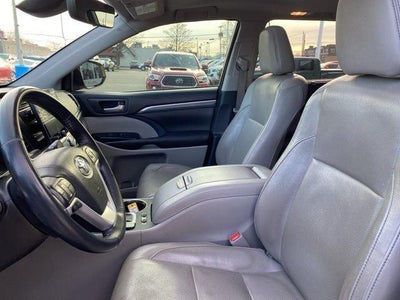 2017 Toyota Highlander Limited