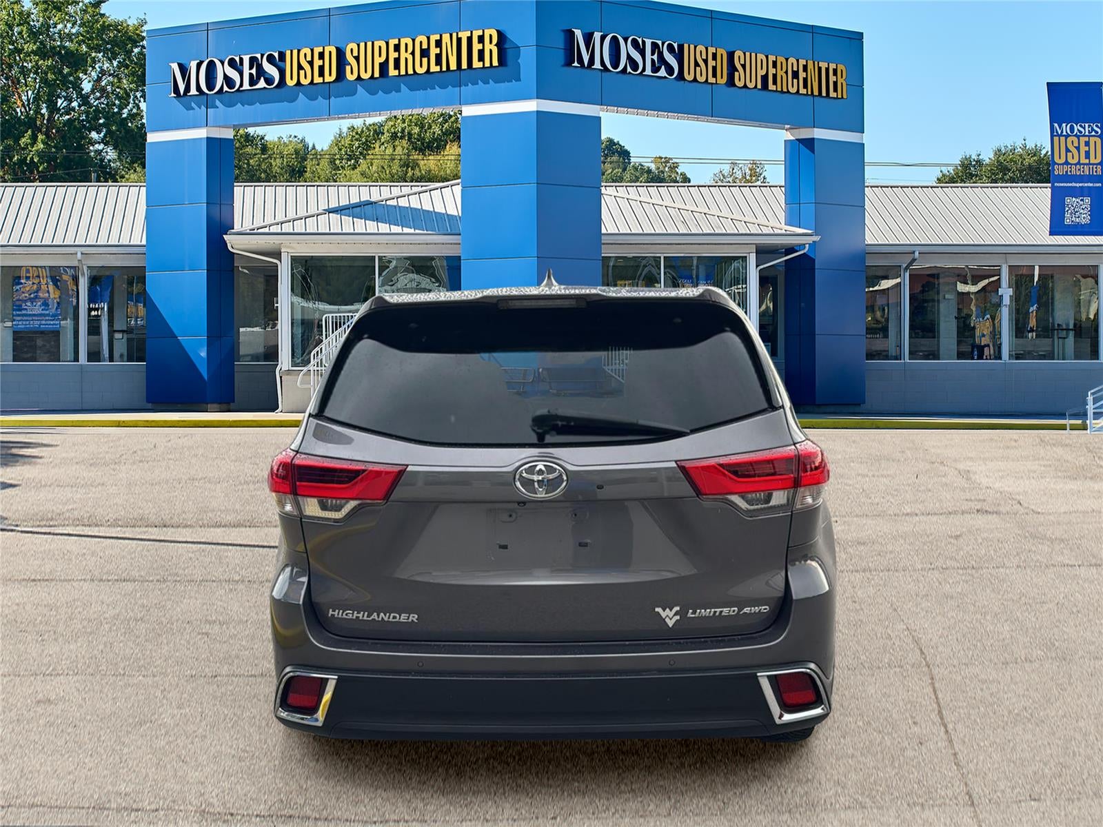 2018 Toyota HIGHLANDER Base