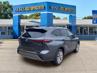 2025 Toyota Highlander Hybrid Platinum