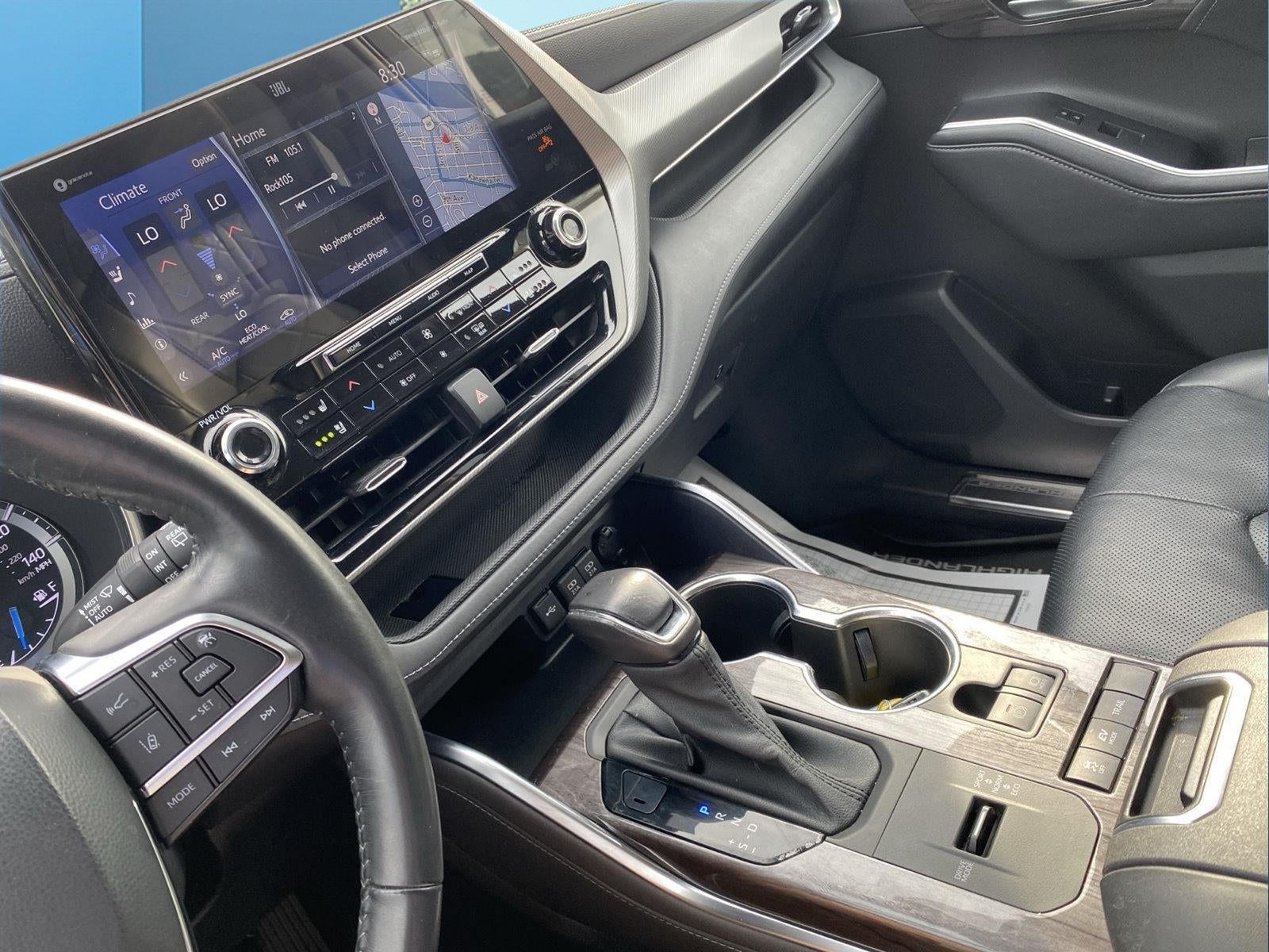 2021 Toyota Highlander Hybrid Platinum