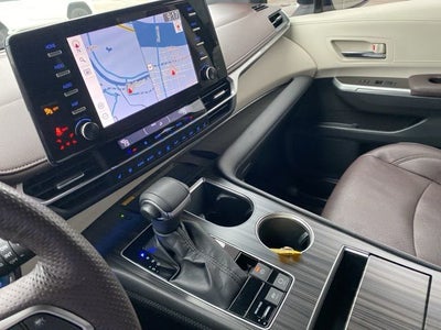 2022 Toyota Sienna Platinum 7 Passenger