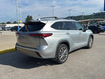 2021 Toyota Highlander Platinum