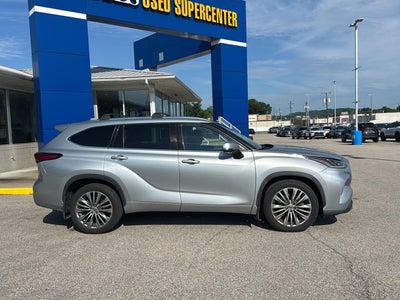 2021 Toyota Highlander Platinum
