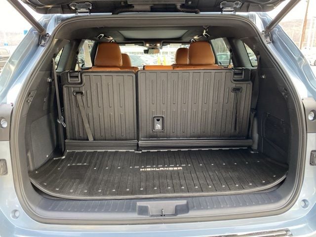 2020 Toyota Highlander Platinum