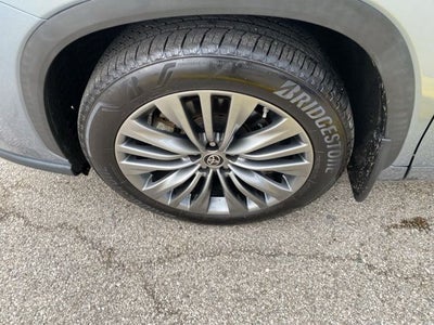 2020 Toyota Highlander Platinum