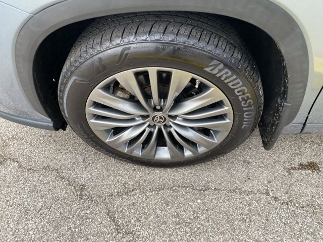 2020 Toyota Highlander Platinum