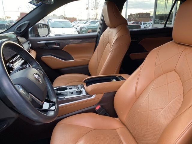 2020 Toyota Highlander Platinum