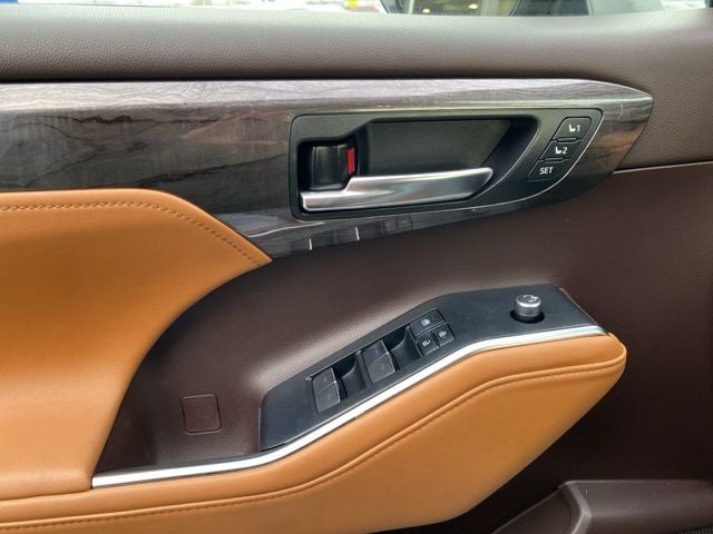 2020 Toyota Highlander Platinum