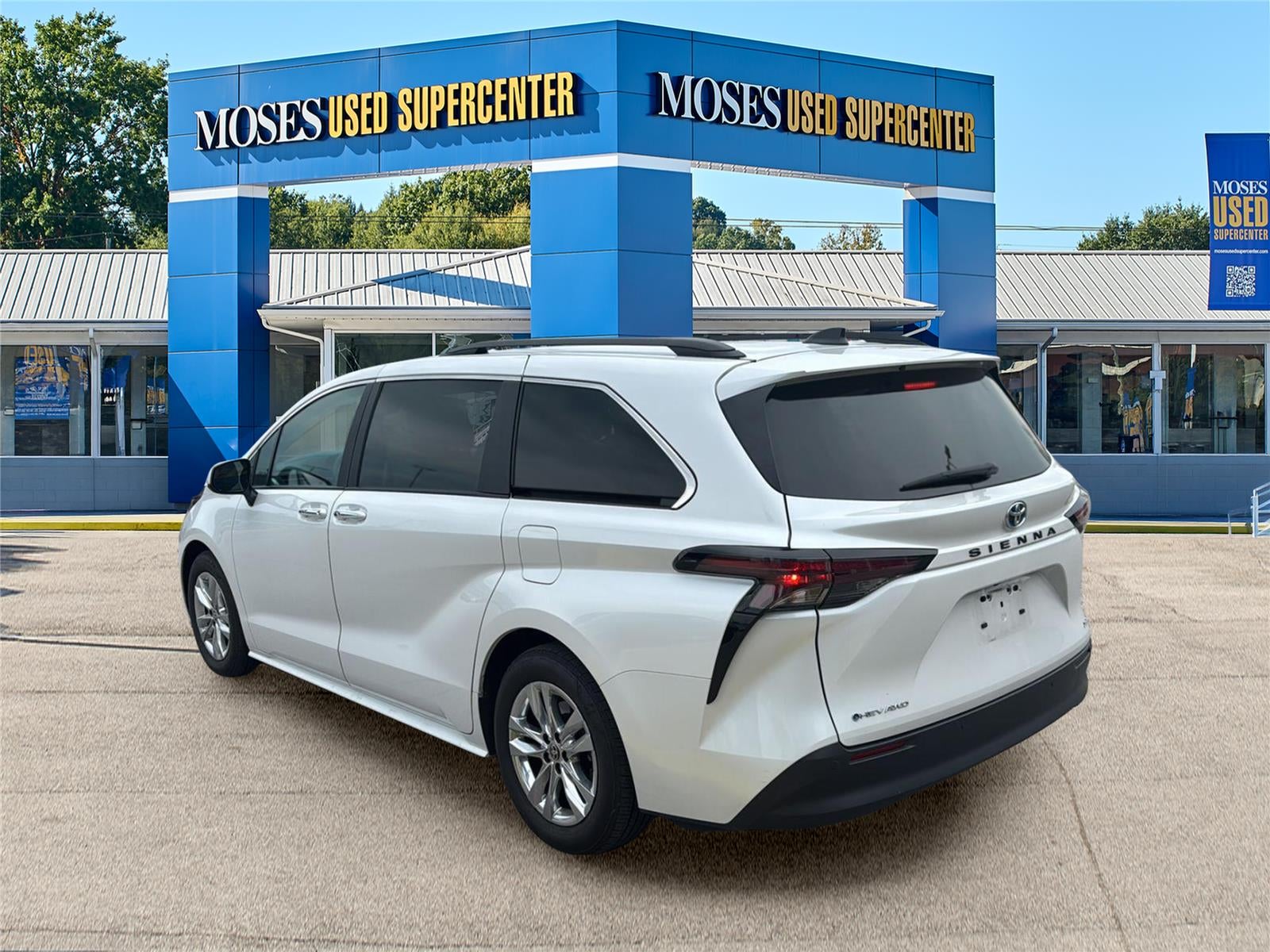 2025 Toyota SIENNA MINIVAN