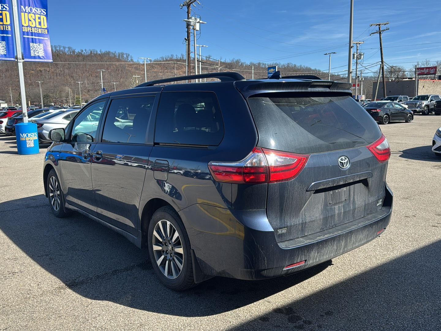 2020 Toyota Sienna LE 7-Passenger