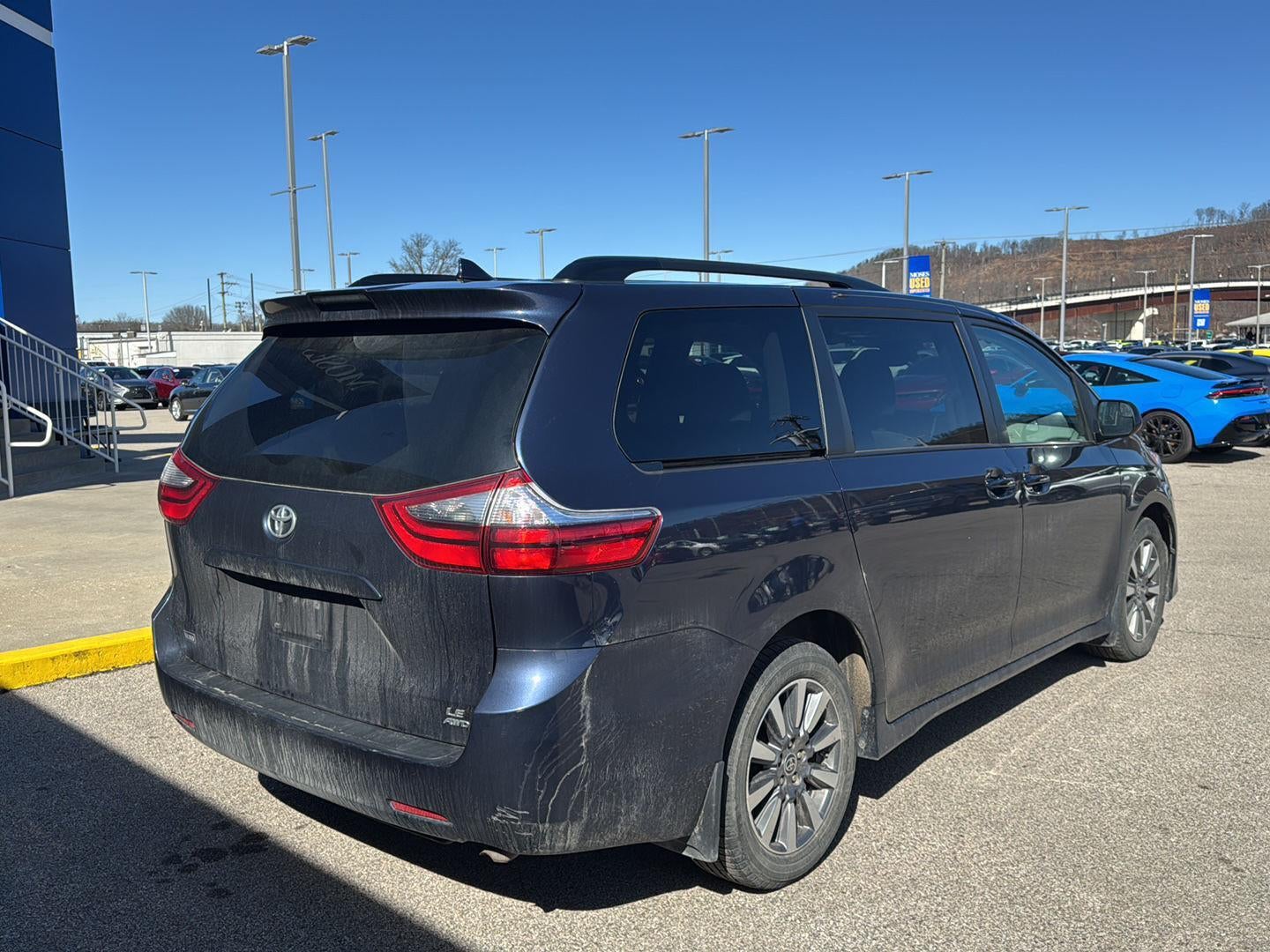 2020 Toyota Sienna LE 7-Passenger