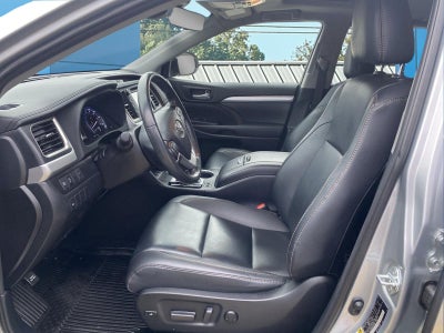 2019 Toyota Highlander Base
