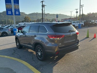 2018 Toyota Highlander SE
