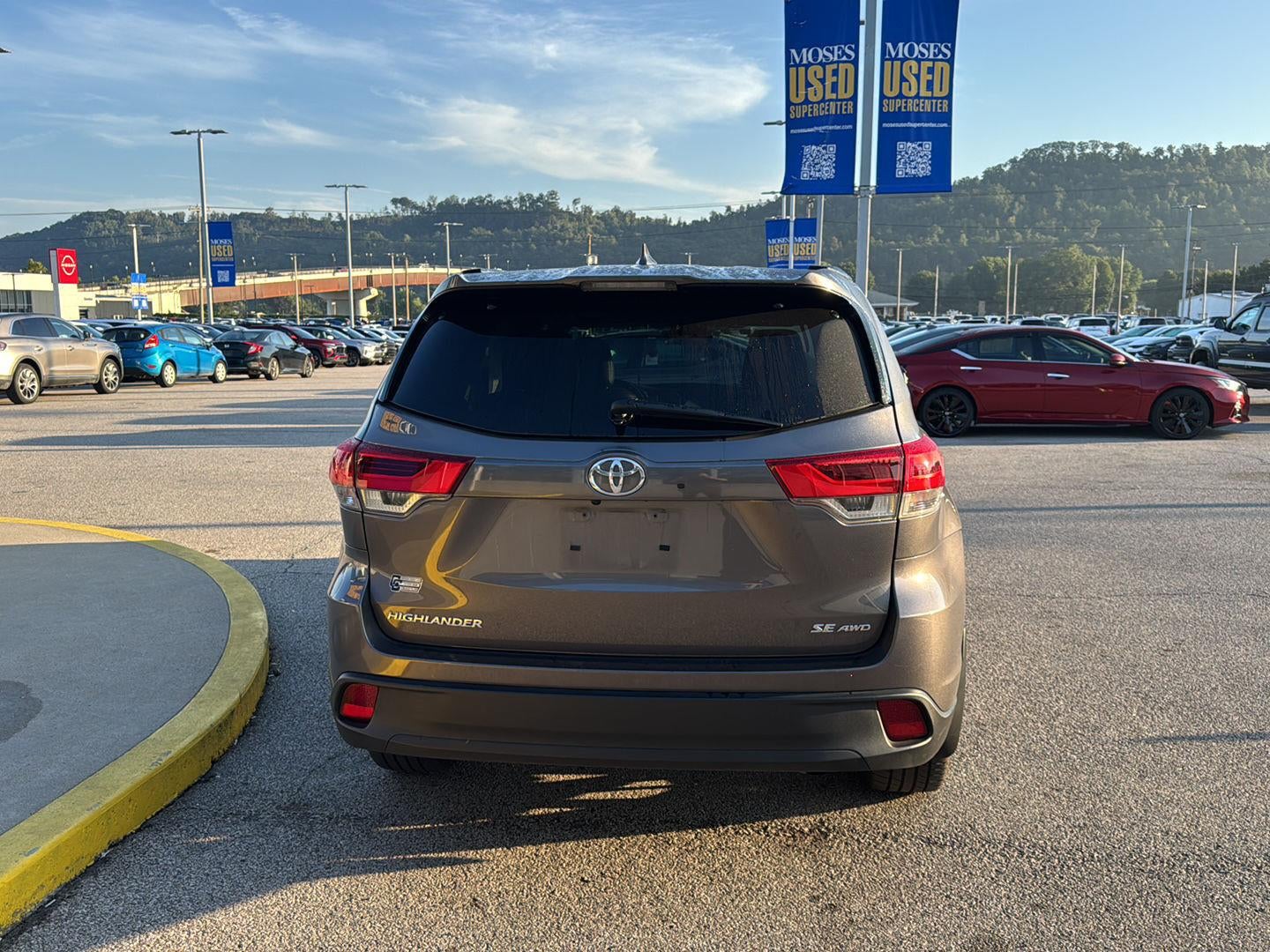 2018 Toyota Highlander SE