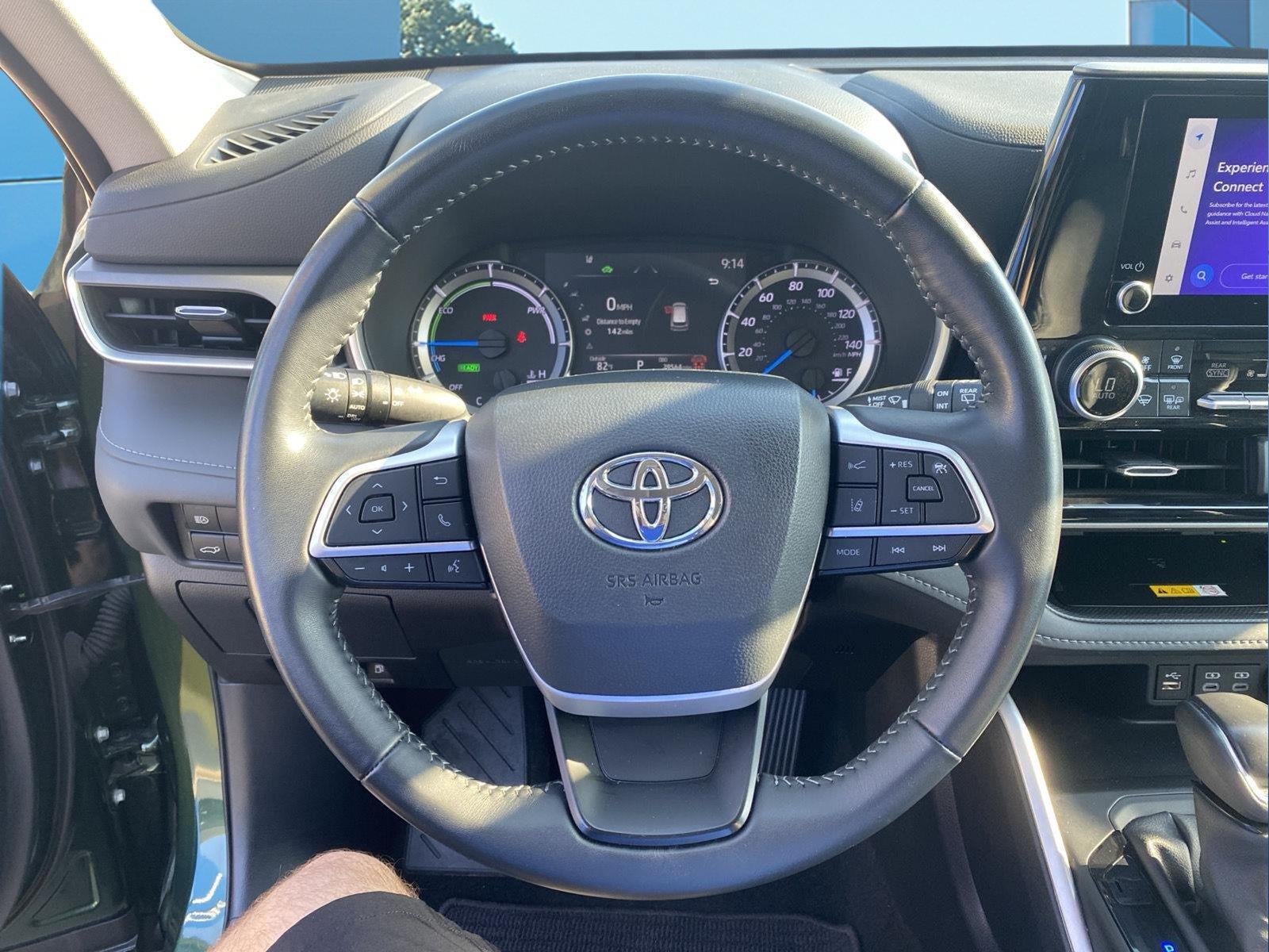 2025 Toyota Highlander Hybrid XLE