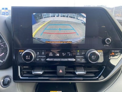 2023 Toyota Highlander L