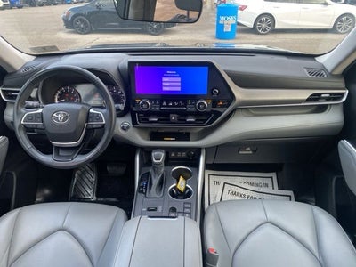 2023 Toyota Highlander L