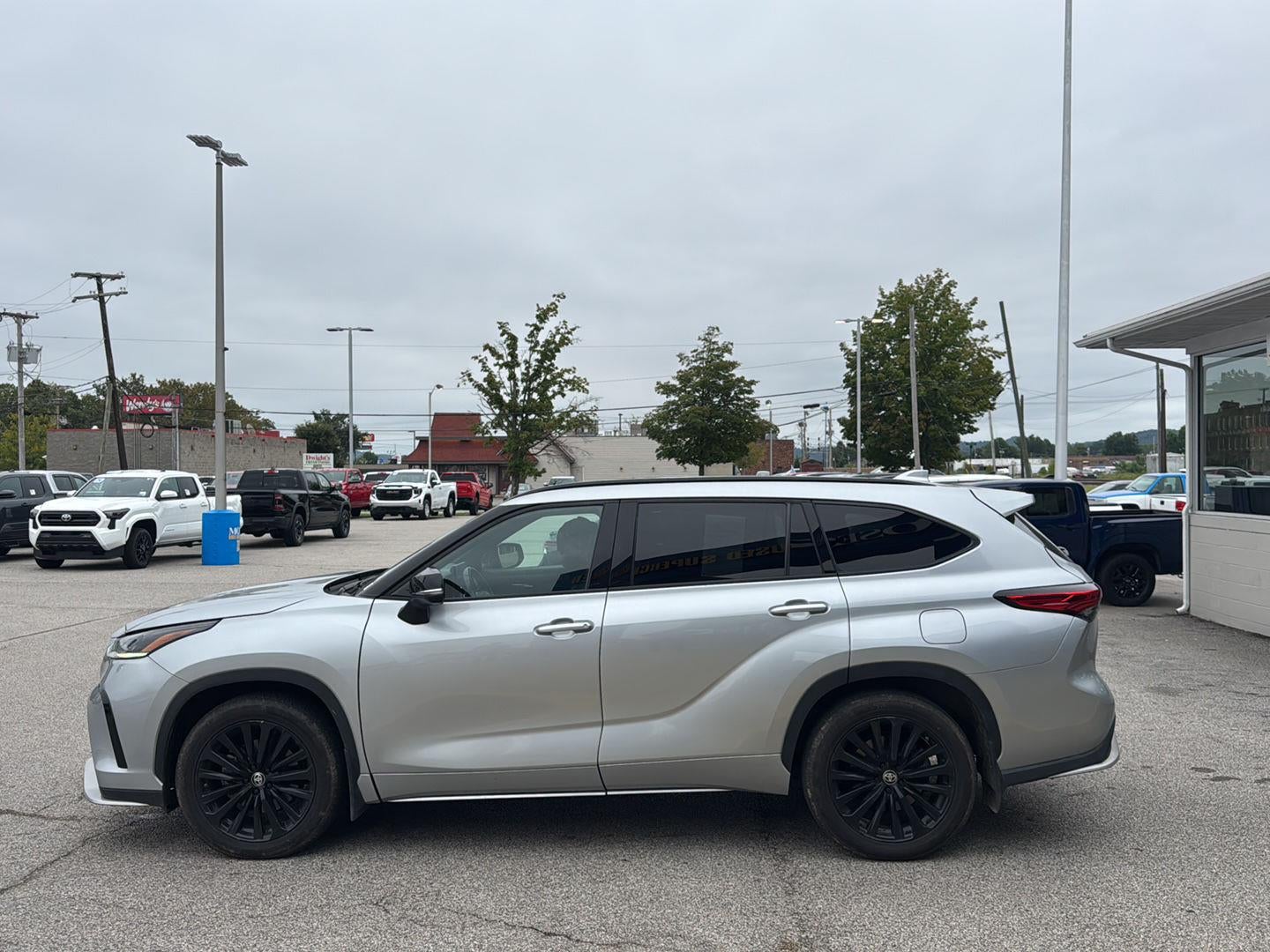 2023 Toyota Highlander XSE