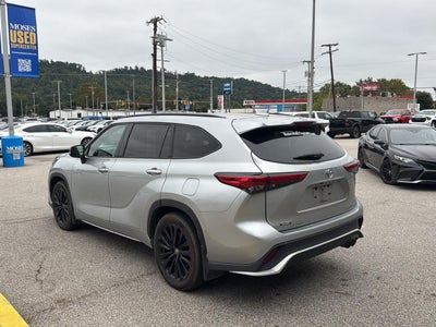 2023 Toyota Highlander XSE