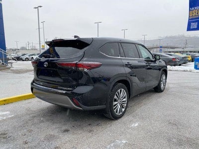 2024 Toyota Highlander Platinum