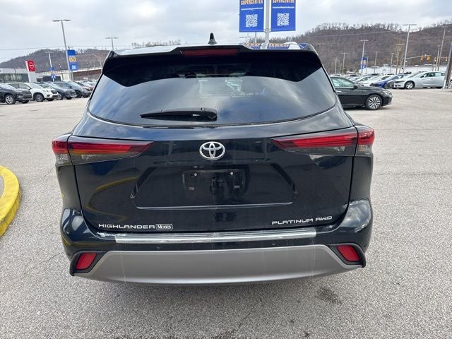 2024 Toyota Highlander Platinum