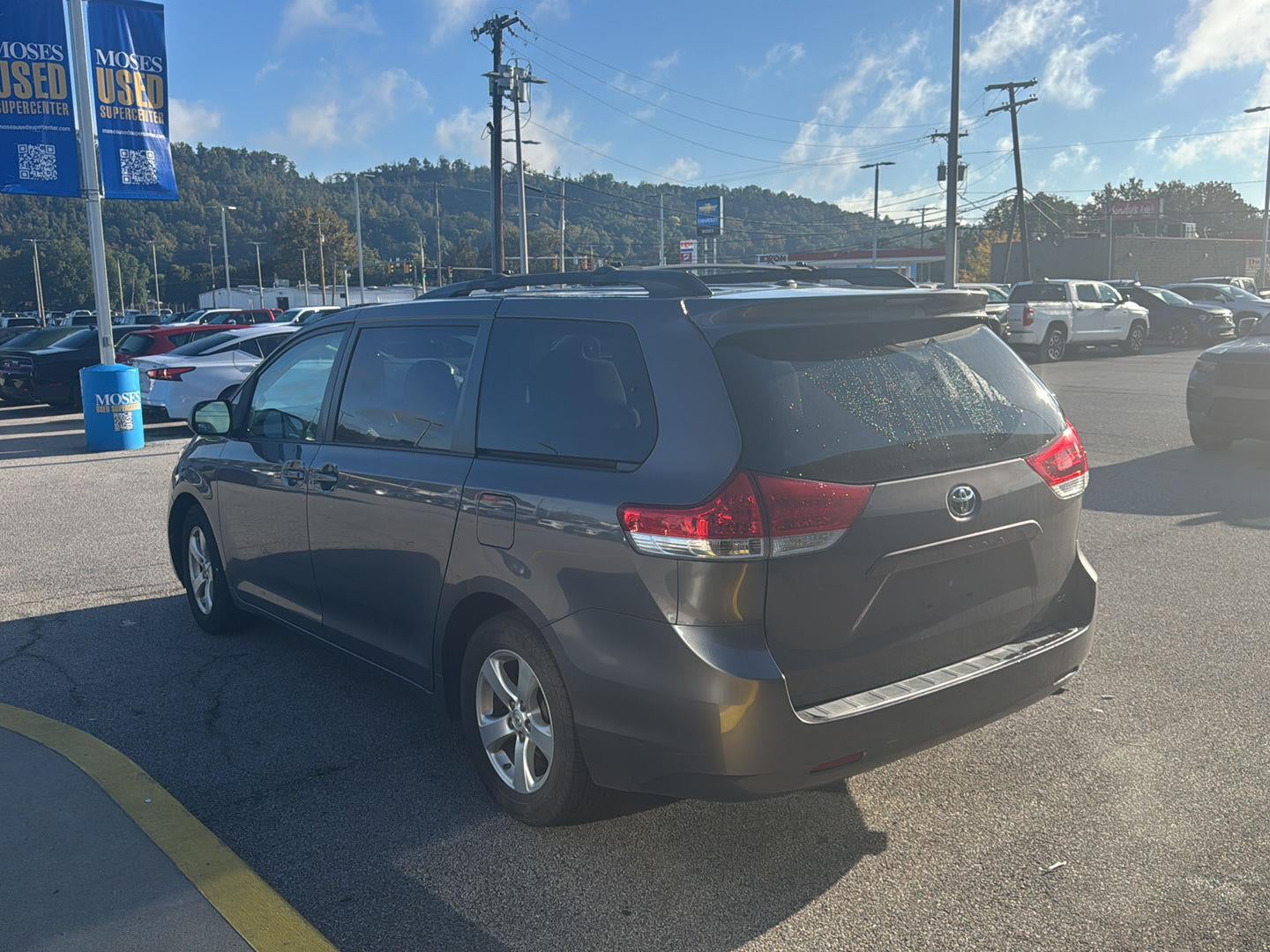 2014 Toyota Sienna LE 8-Passenger