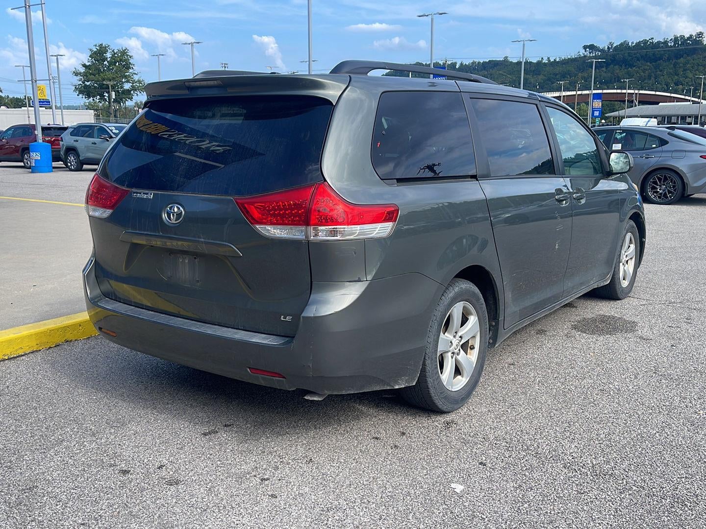 2011 Toyota Sienna LE