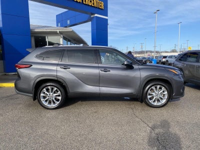 2022 Toyota Highlander Hybrid Limited