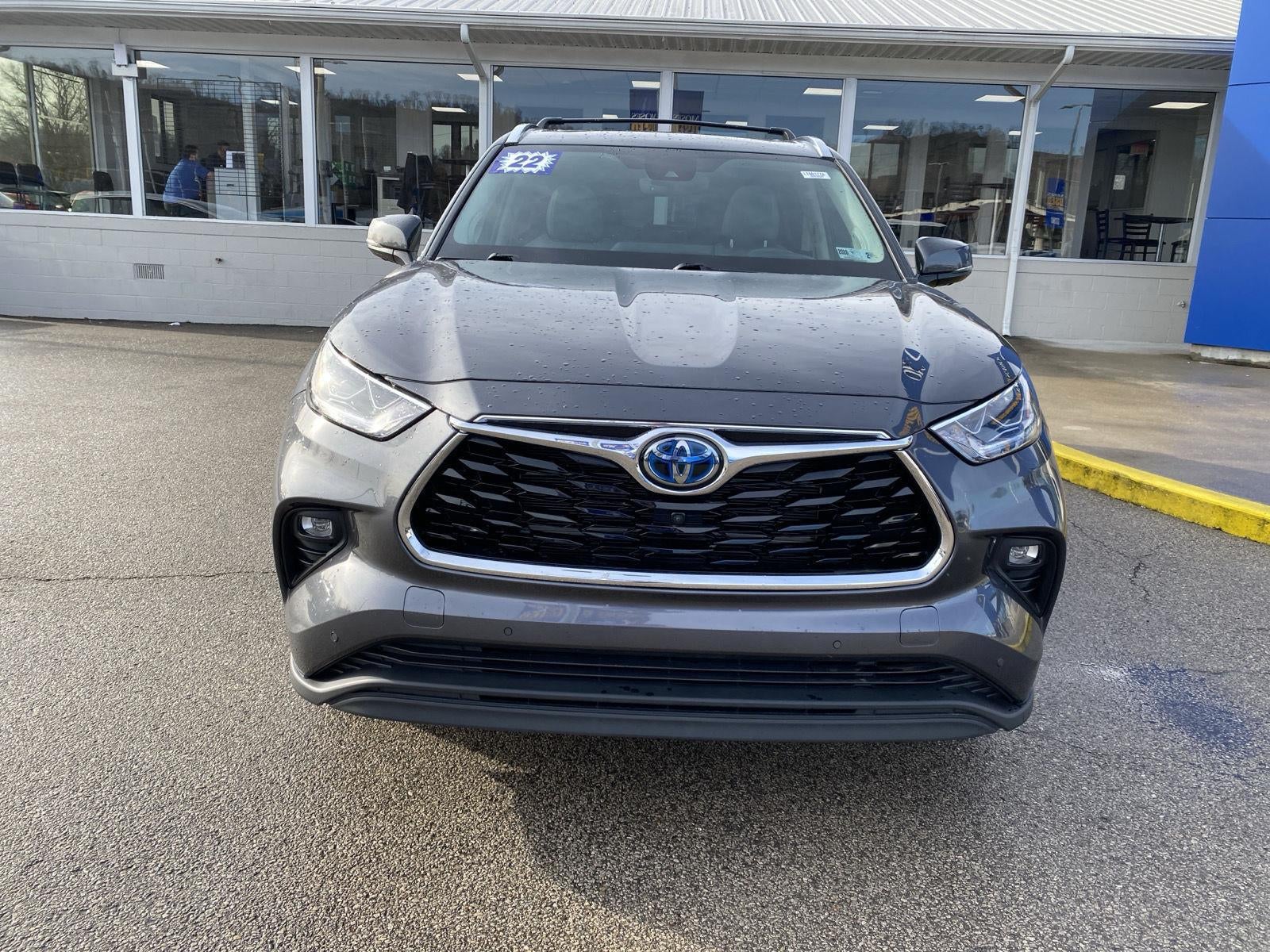 2022 Toyota Highlander Hybrid Limited