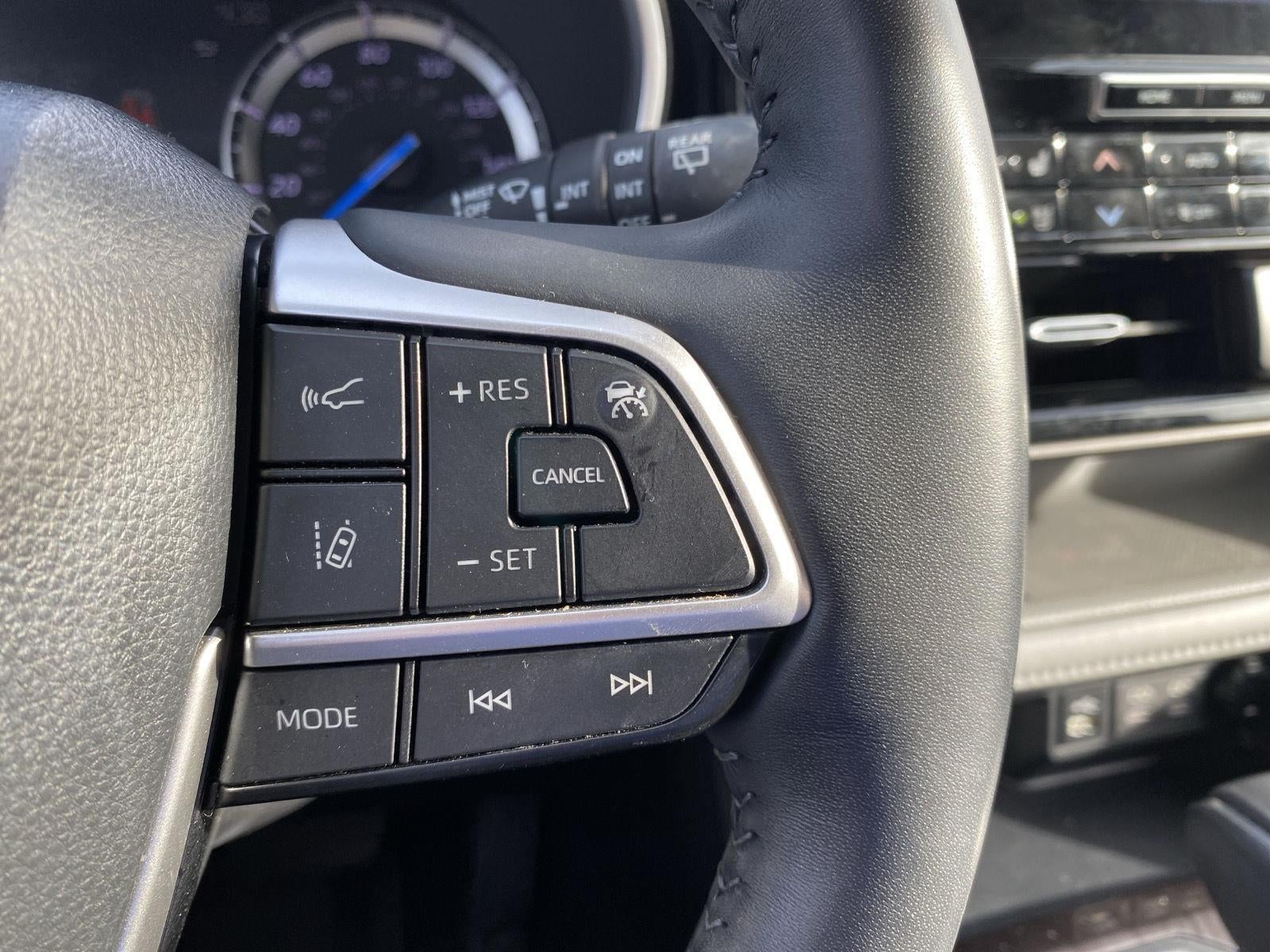 2022 Toyota Highlander Hybrid Limited