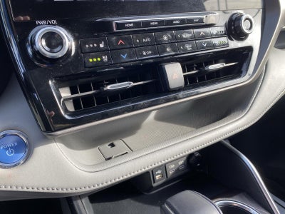 2022 Toyota Highlander Hybrid Limited