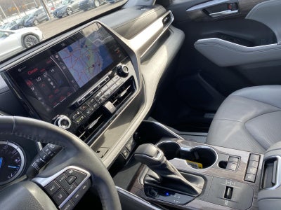 2022 Toyota Highlander Hybrid Limited