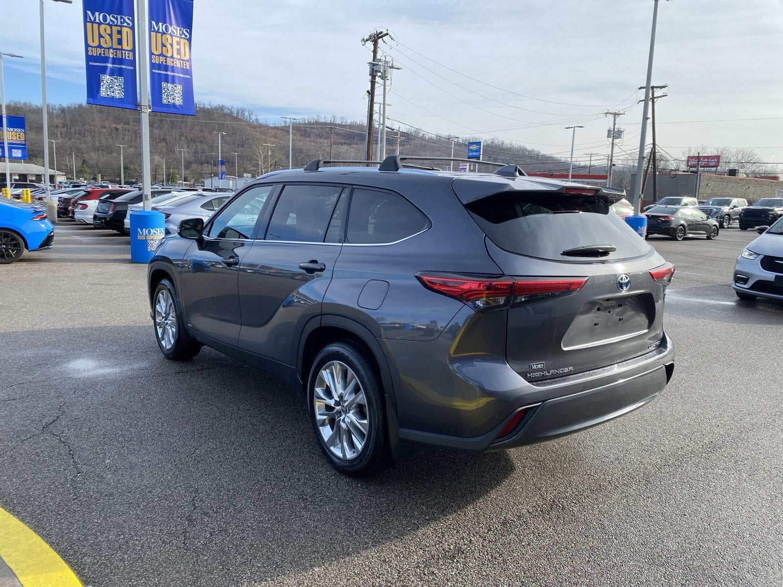 2022 Toyota Highlander Hybrid Limited