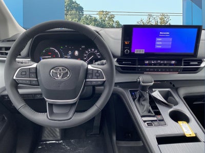 2026 Toyota Sienna XLE 7-Passenger