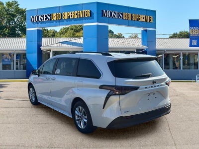 2026 Toyota Sienna XLE 7-Passenger