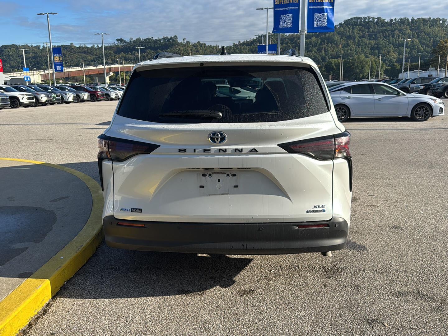 2024 Toyota Sienna XLE