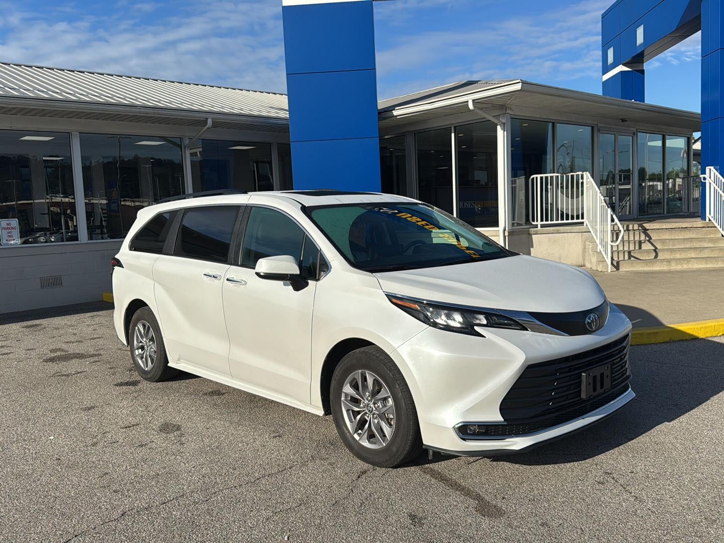 2024 Toyota Sienna XLE