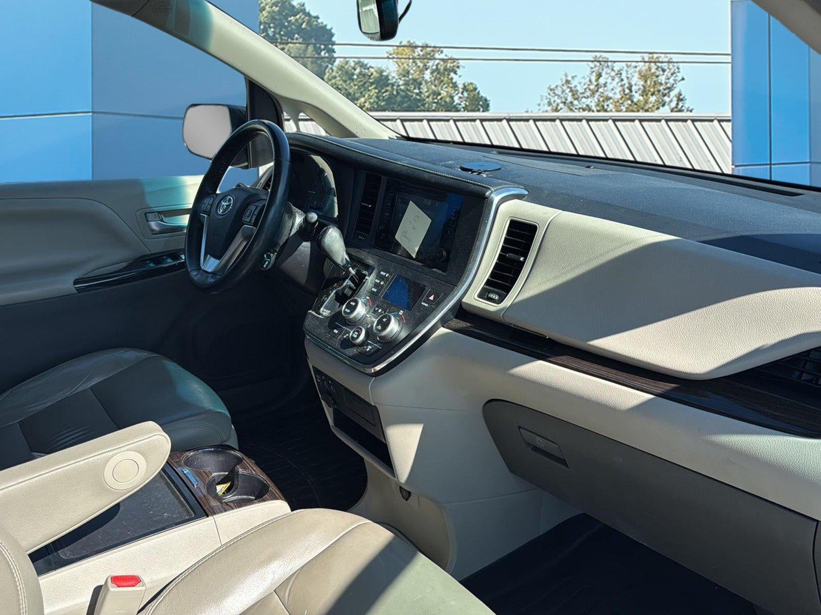2017 Toyota Sienna Limited