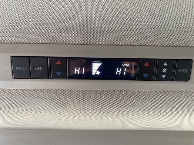 2023 Toyota Sienna Limited 7 Passenger