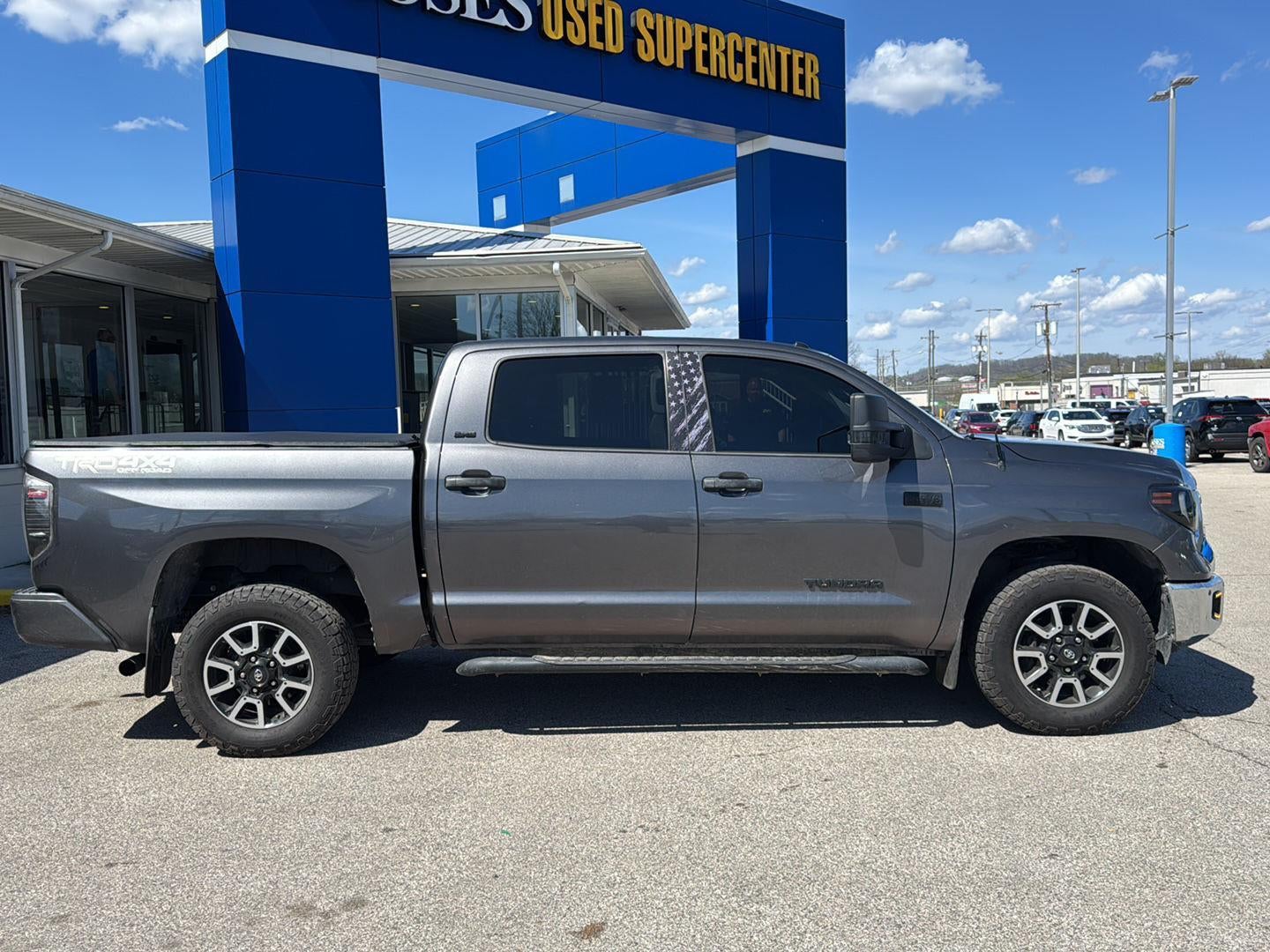 2016 Toyota Tundra Truck SR5