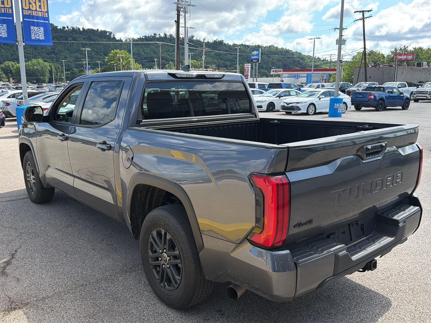 2024 Toyota TUNDRA TRUCK