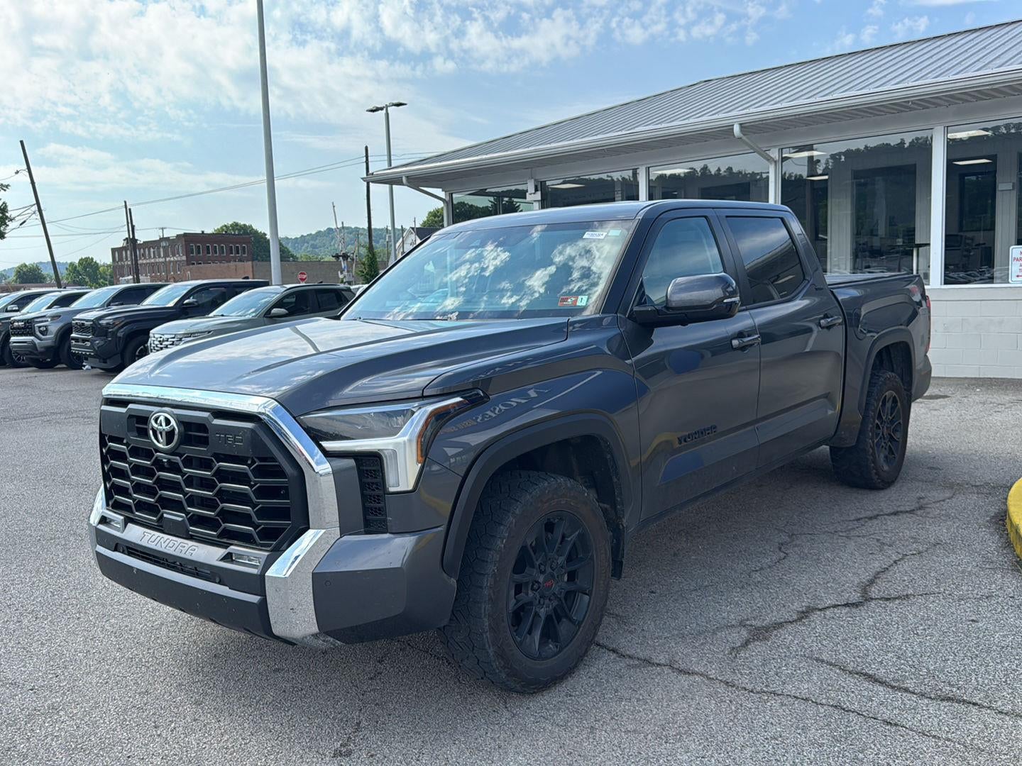 2024 Toyota Tundra SR5