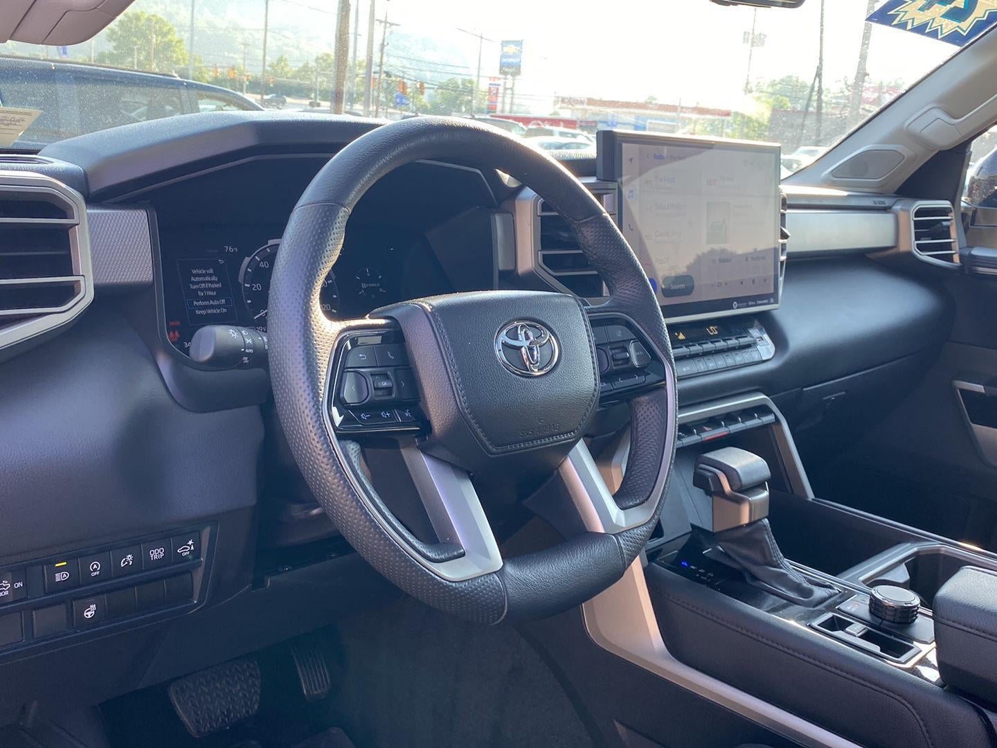 2024 Toyota TUNDRA TRUCK