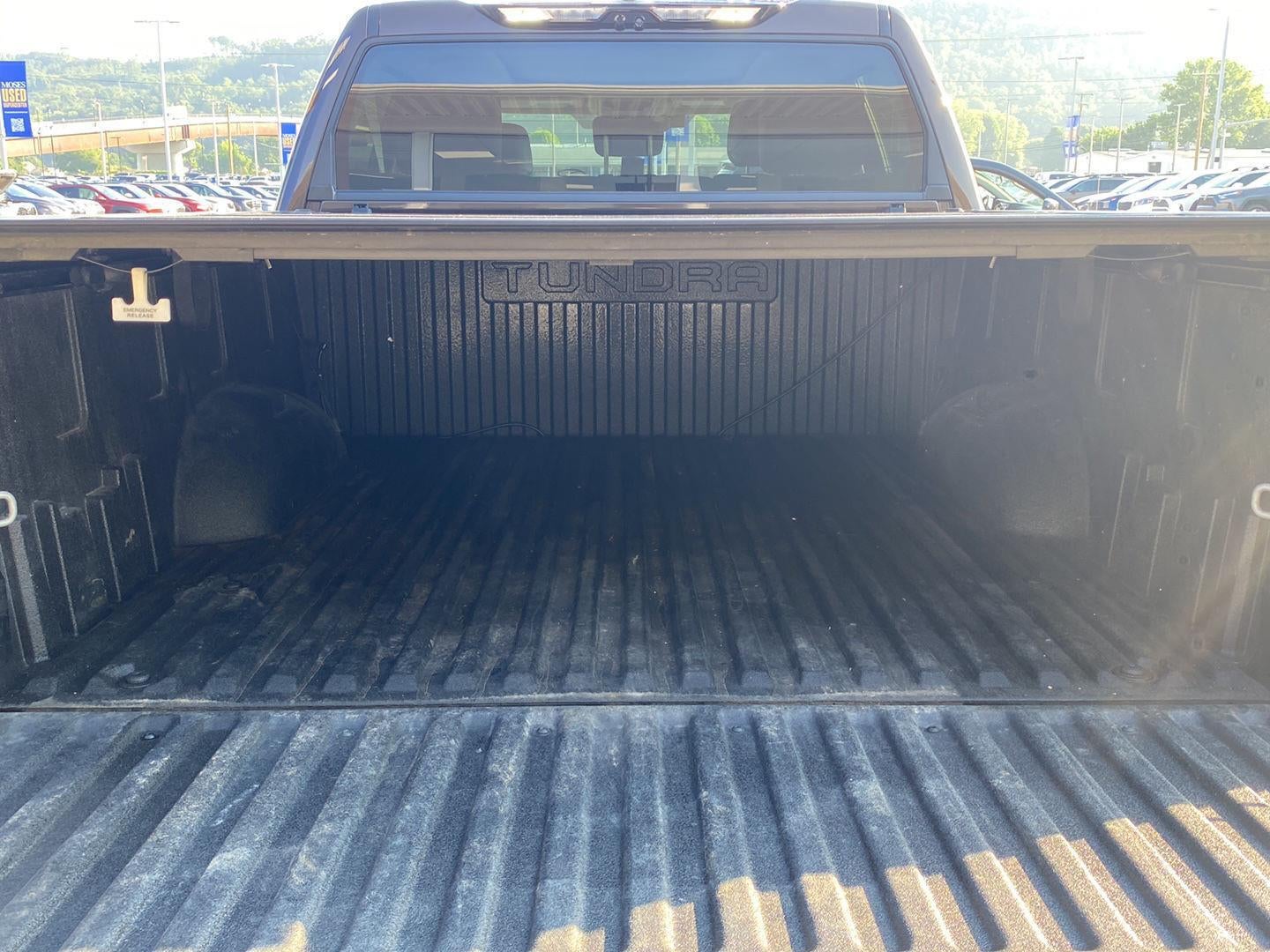 2024 Toyota TUNDRA TRUCK