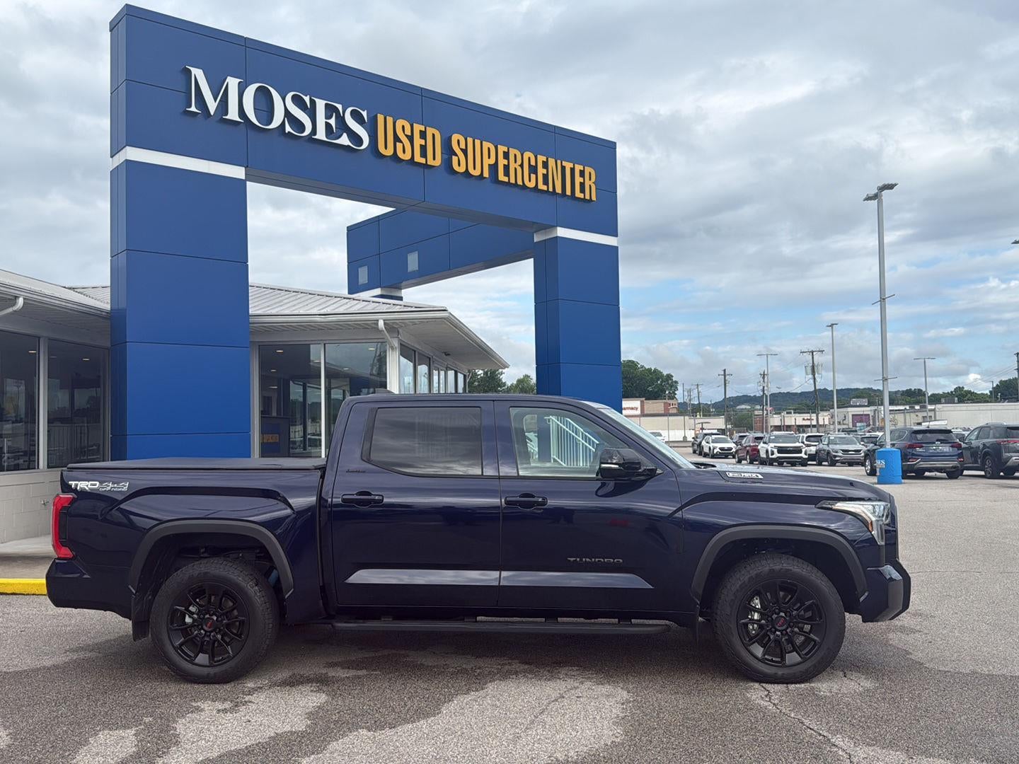 2025 Toyota Tundra Limited HV