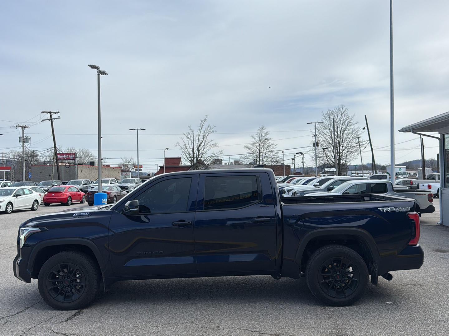 2025 Toyota Tundra Limited HV